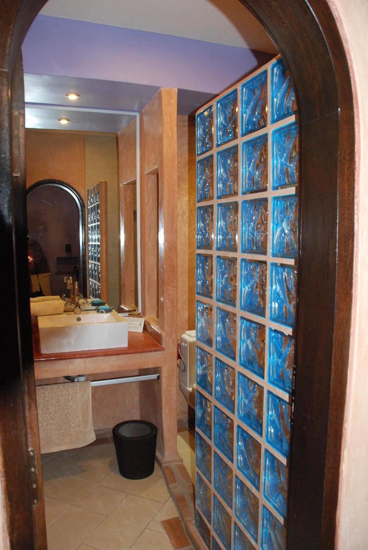 Le Djoloff Hotel
